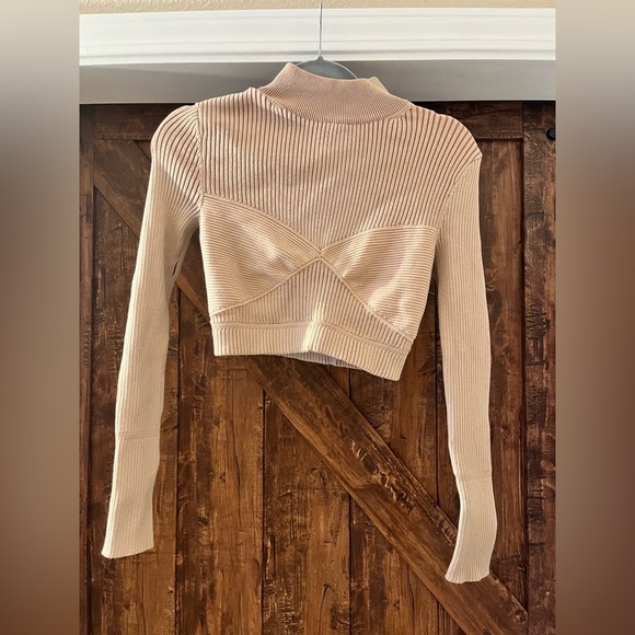 REVOLVE Sweaters - Size XS cropped sweater